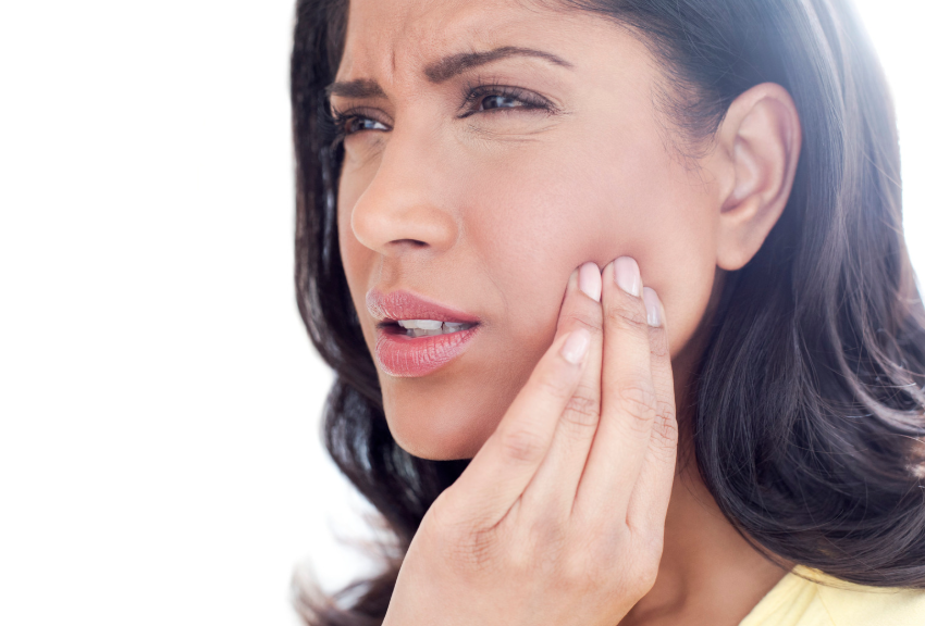 Suffering from jaw pain, headaches, or clicking? Verde Smiles treats TMJ disorders with effective, non-invasive solutions. Call to schedule today!